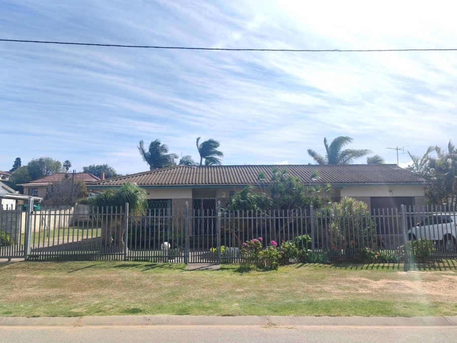 4 Bedroom Property for Sale in Heuwelkruin Eastern Cape